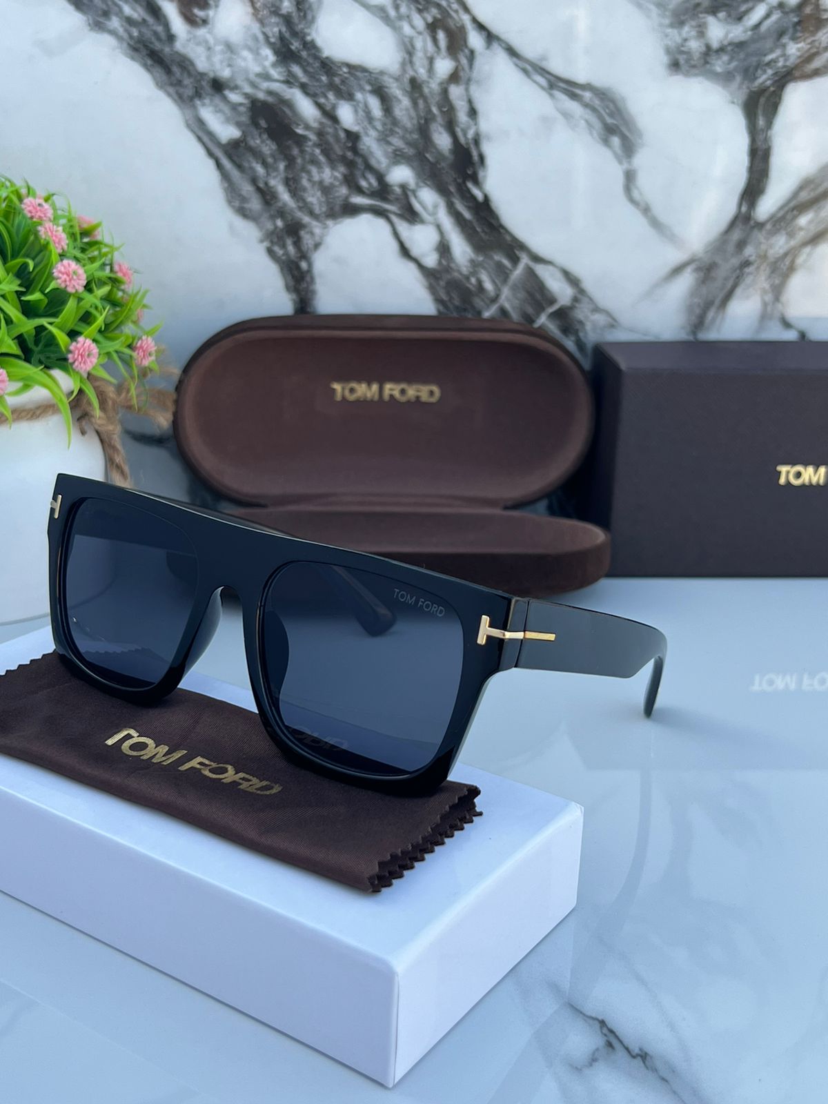 TM FRD BLACK FRAME SUNGLASSES FOR MEN