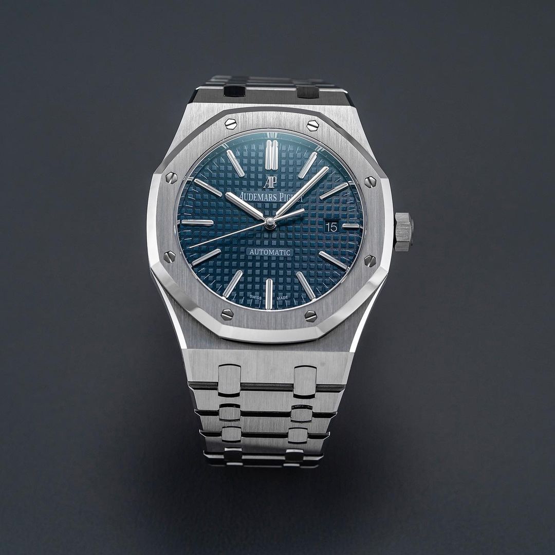 AP [AUTOMATIC] BLUE SILVER METAL WATCH