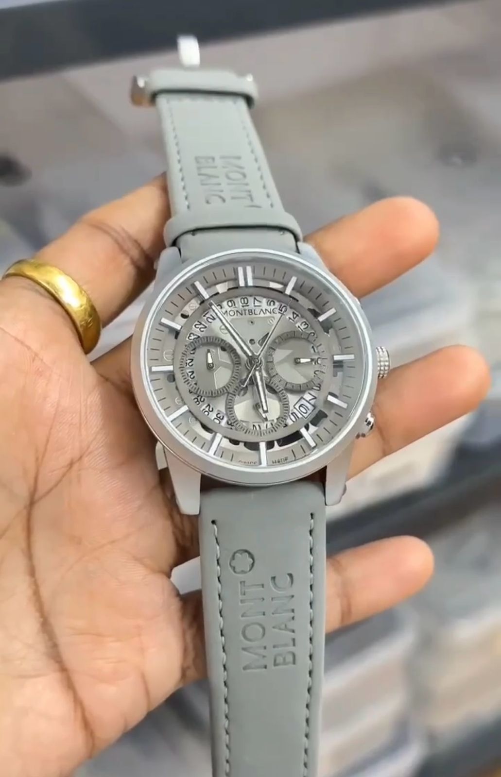 MNT BLNC GREY LEATHER WATCH