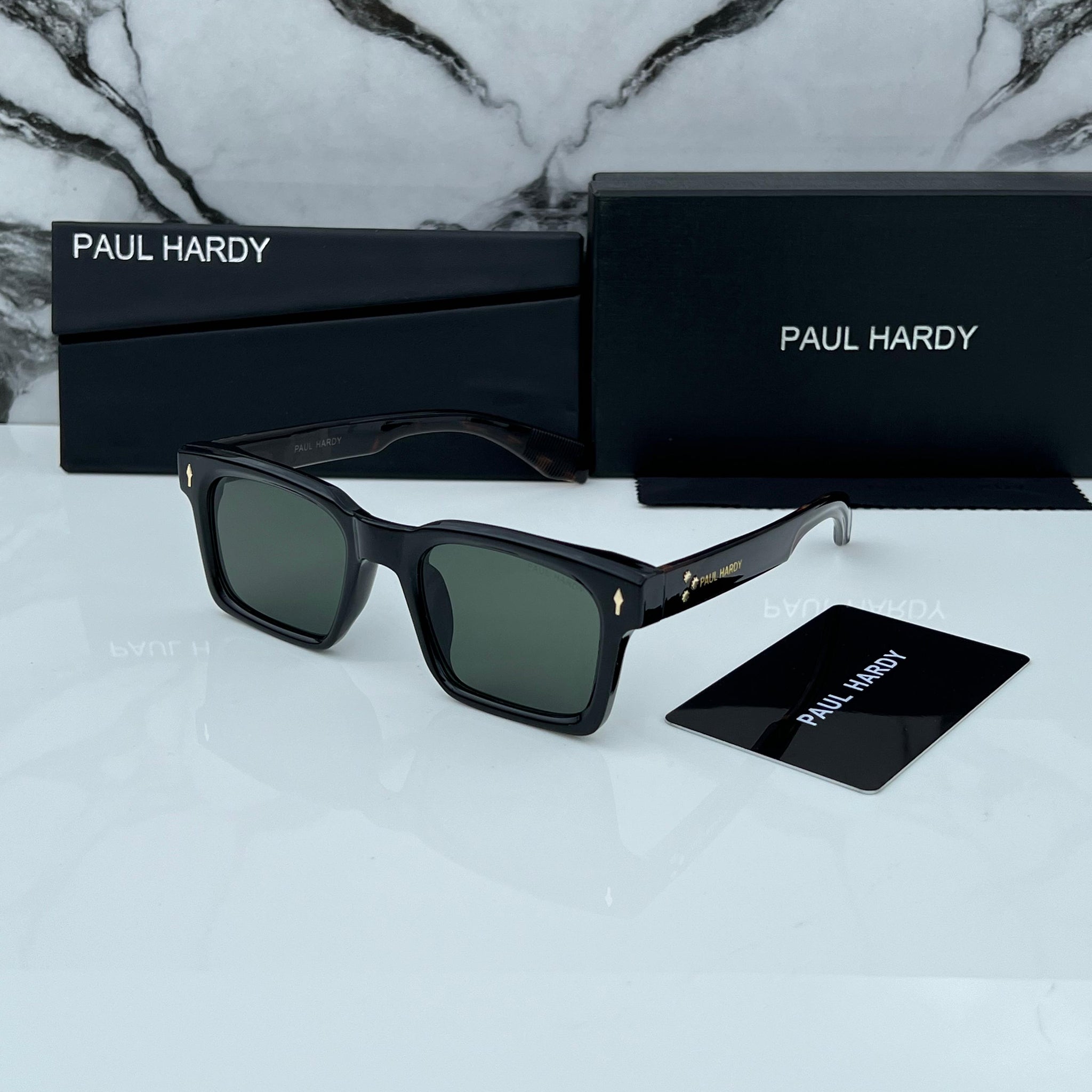 PL HRDY BLACK FRAME SUNGLASSES FOR MEN & WOMEN