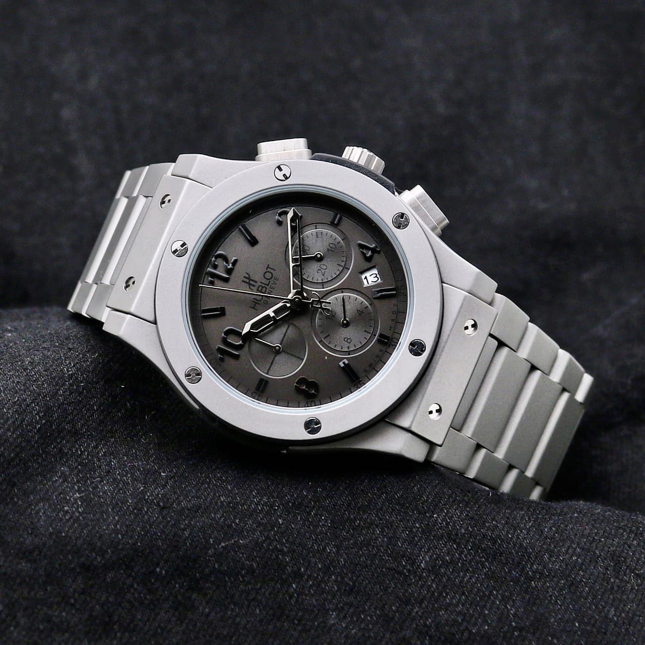 HBLOT BIG BANG CLASSIC FUSION SILVER METAL WATCH