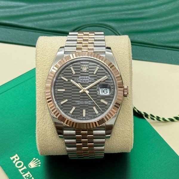 Rolex Oyster perpetual Date Just Automatic Grey