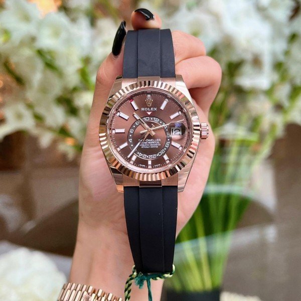 Rolex Oyster perpetual Sky Dweller