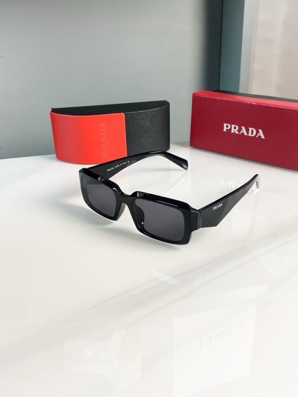 Prada black Sunglasses