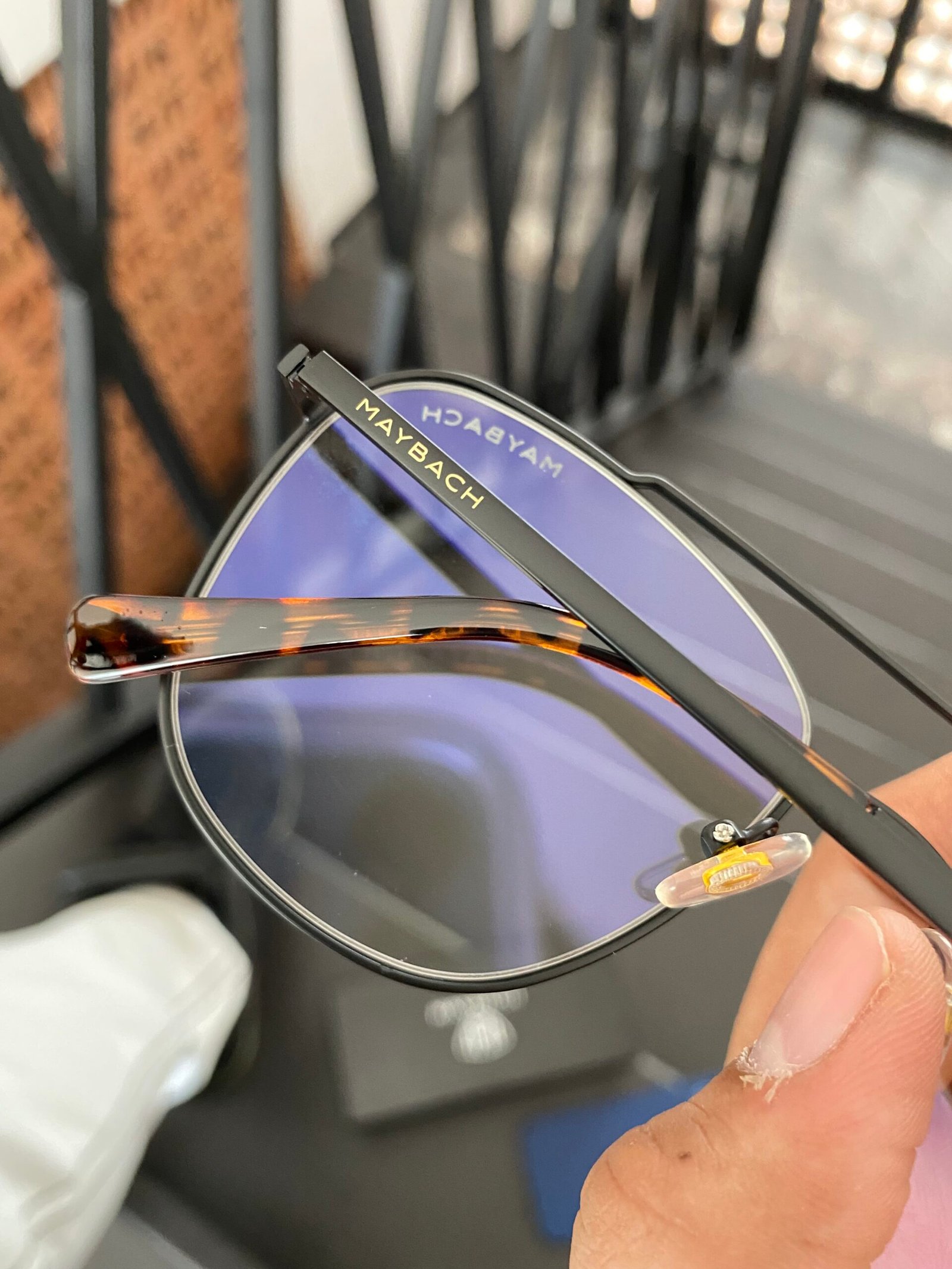 Maybach Z087 Black Frame - Image 6