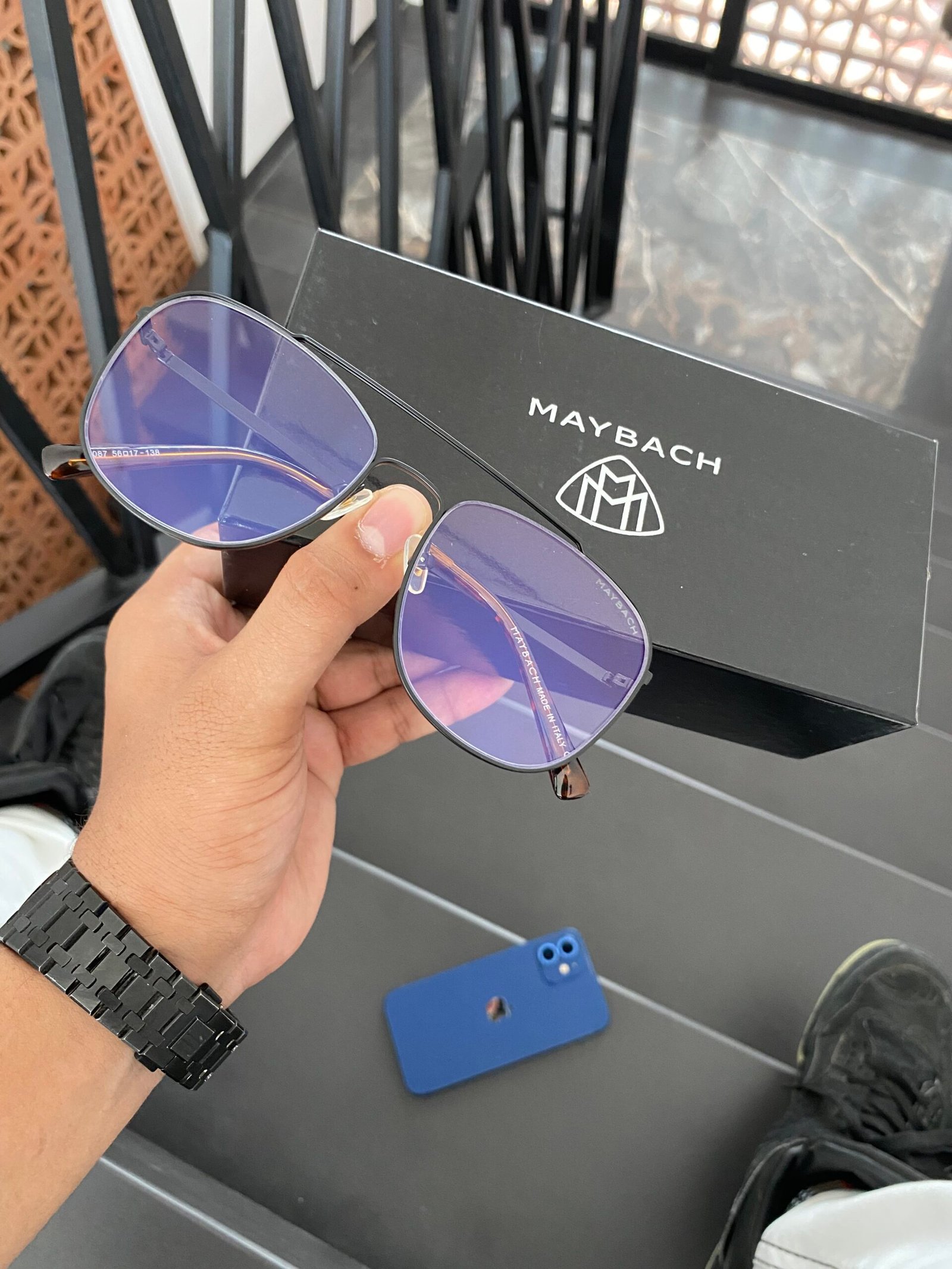 Maybach Z087 Black Frame - Image 3
