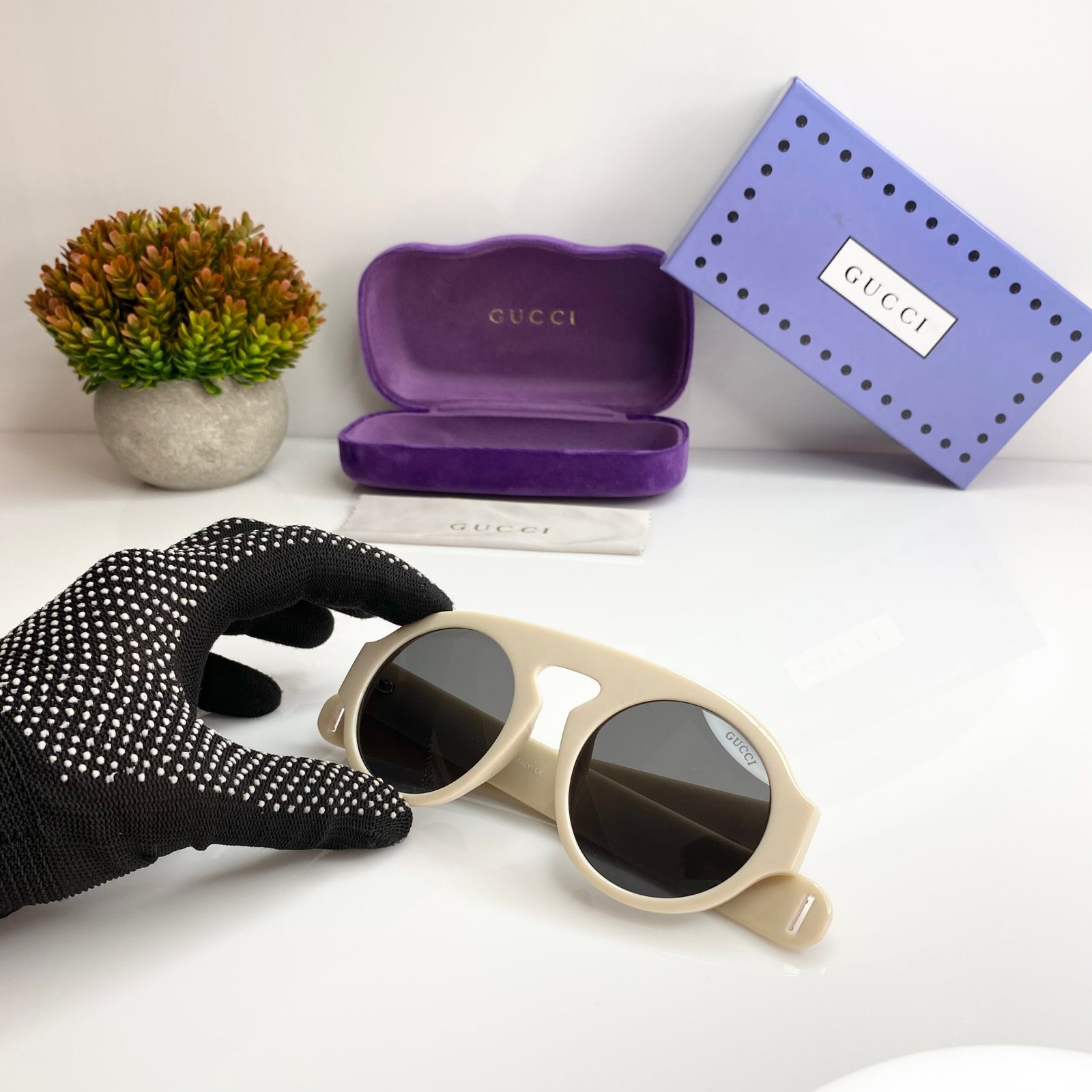 Gucci_0256_cream_black - Image 7