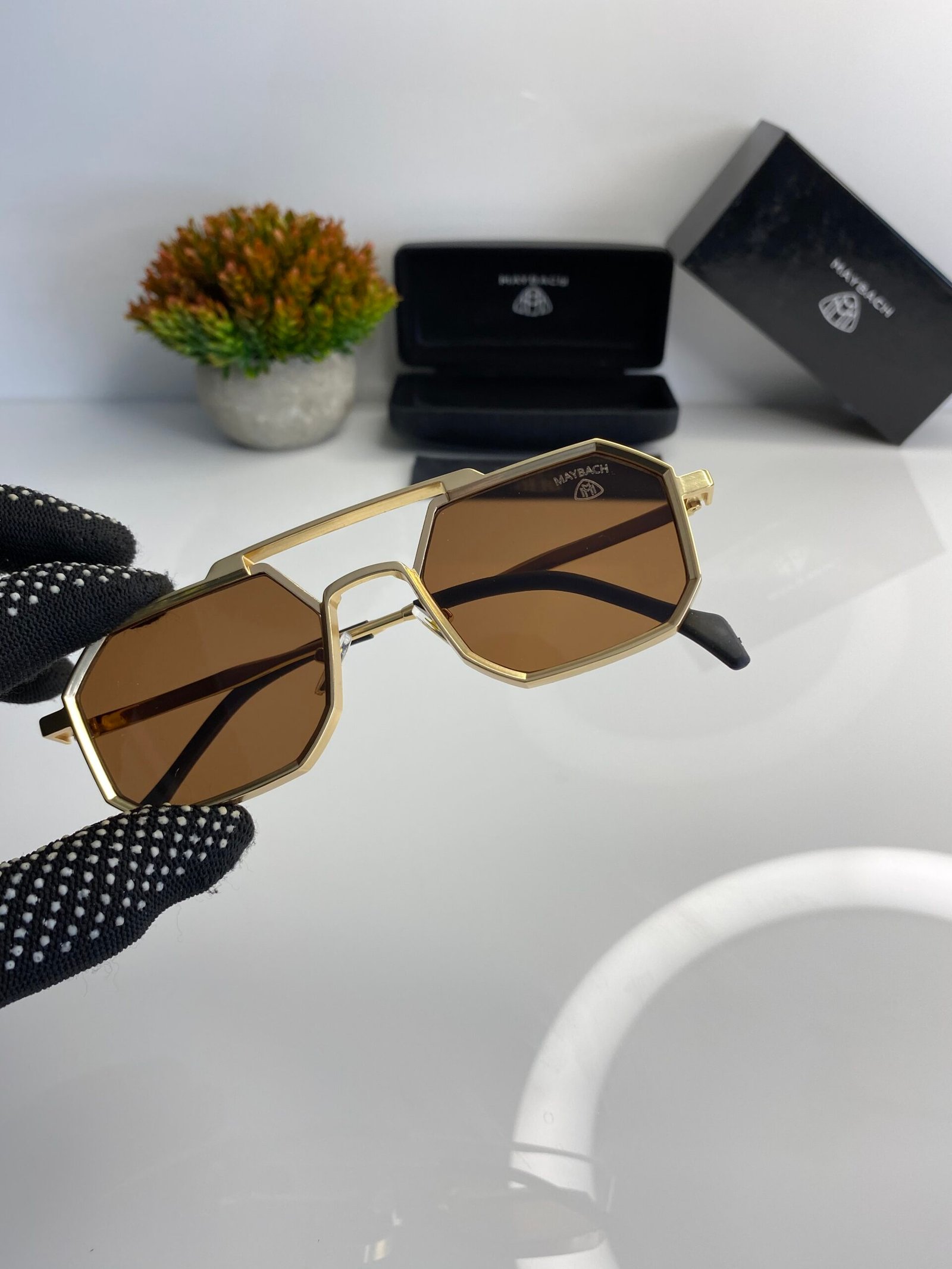 Maybach Hexagon Gold Brown - Image 5