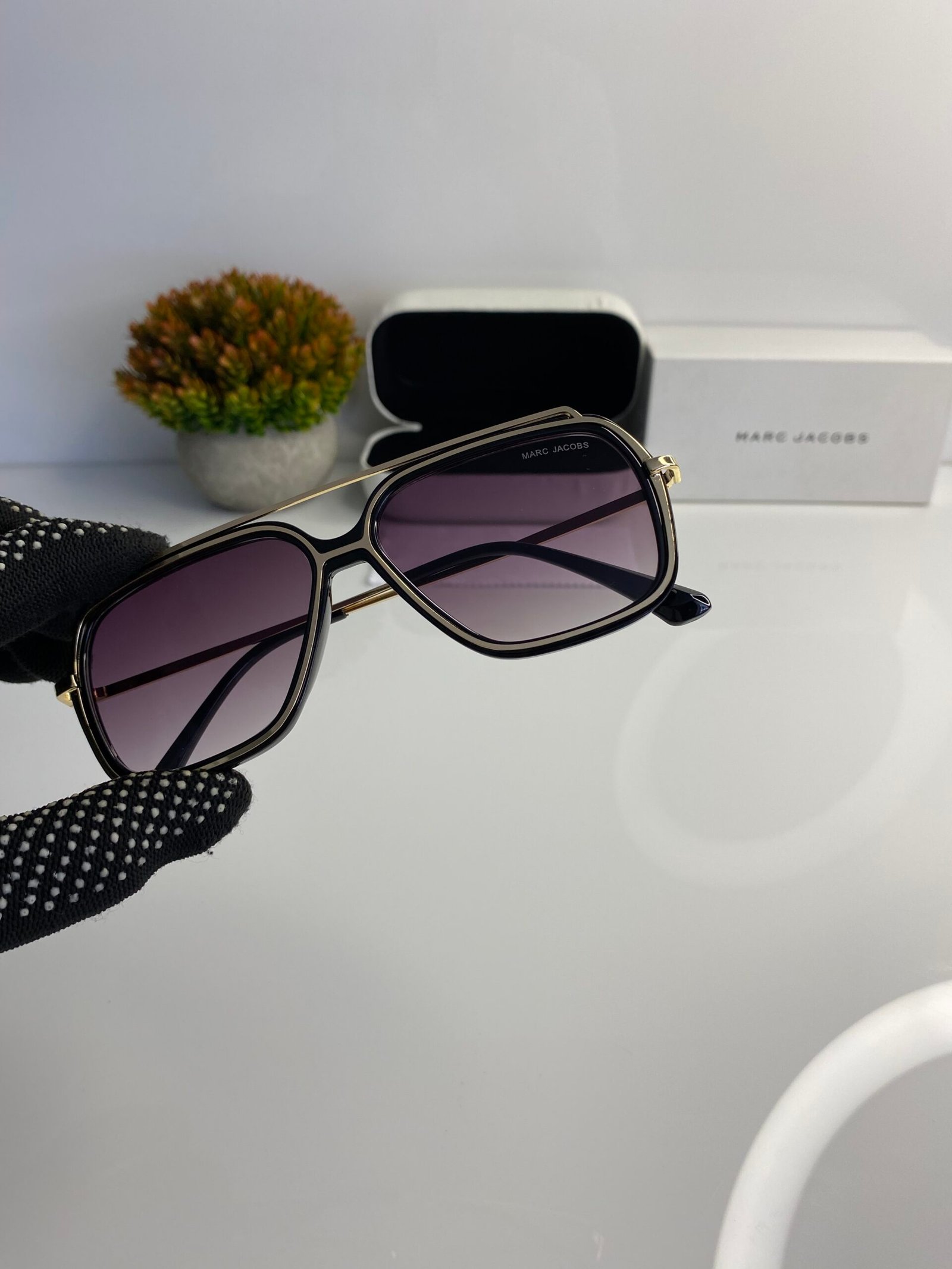 Marc Jacobs 2119 Gold Black - Image 3