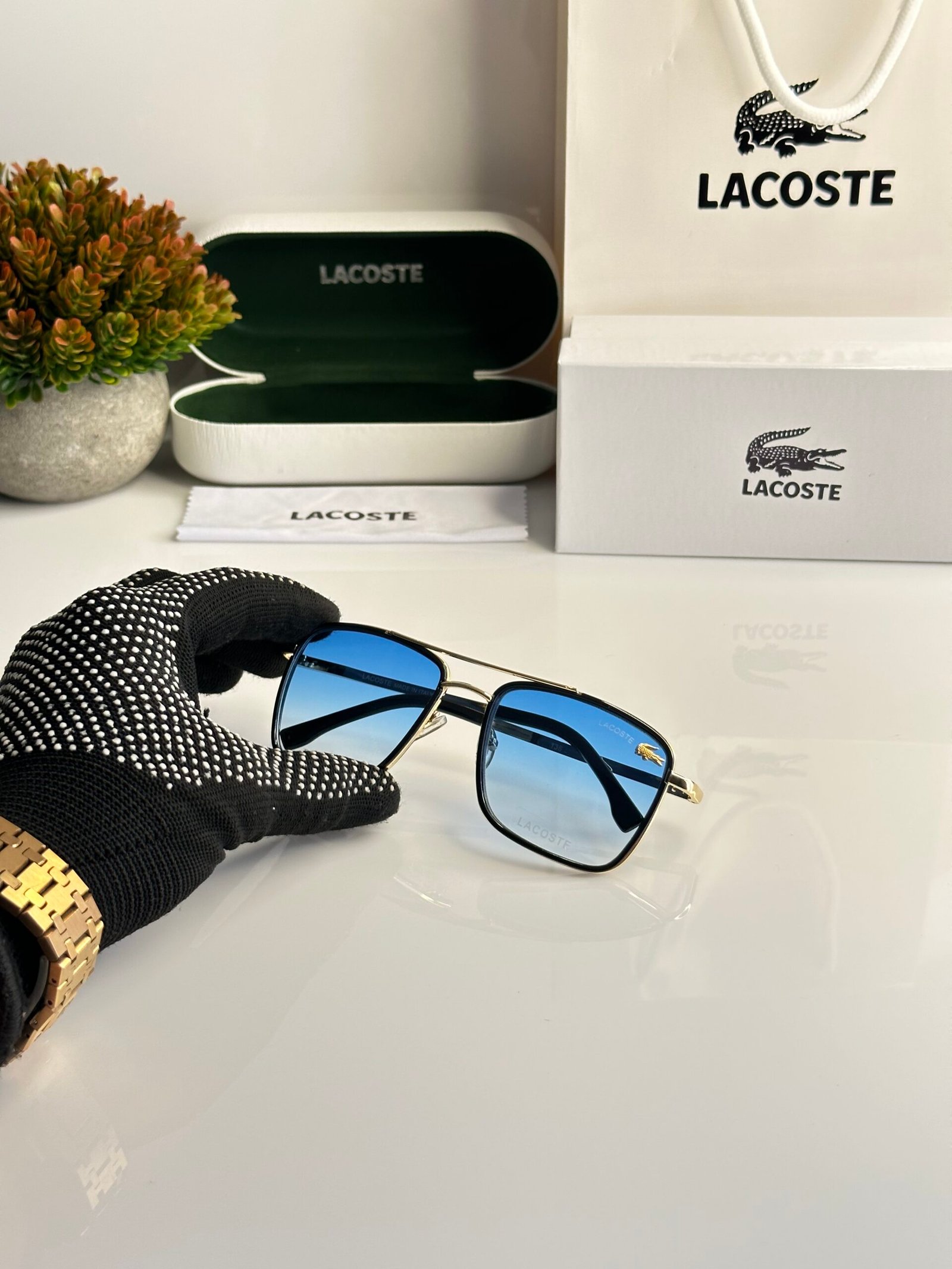 Lacoste_138_gold_blue - Image 3