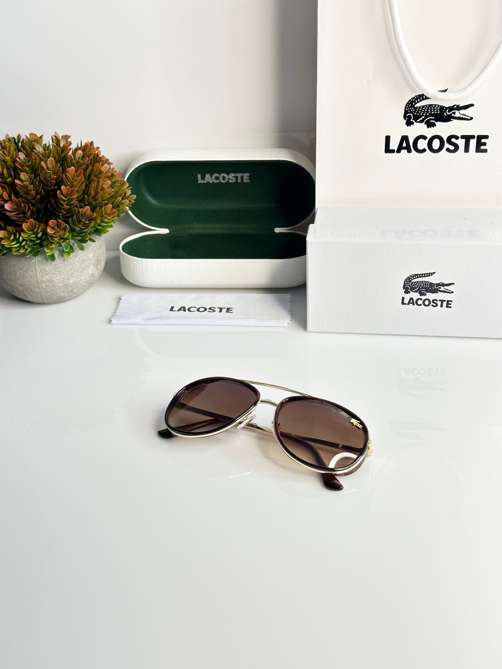 Lacoste_758_Gold_Brown - Image 3