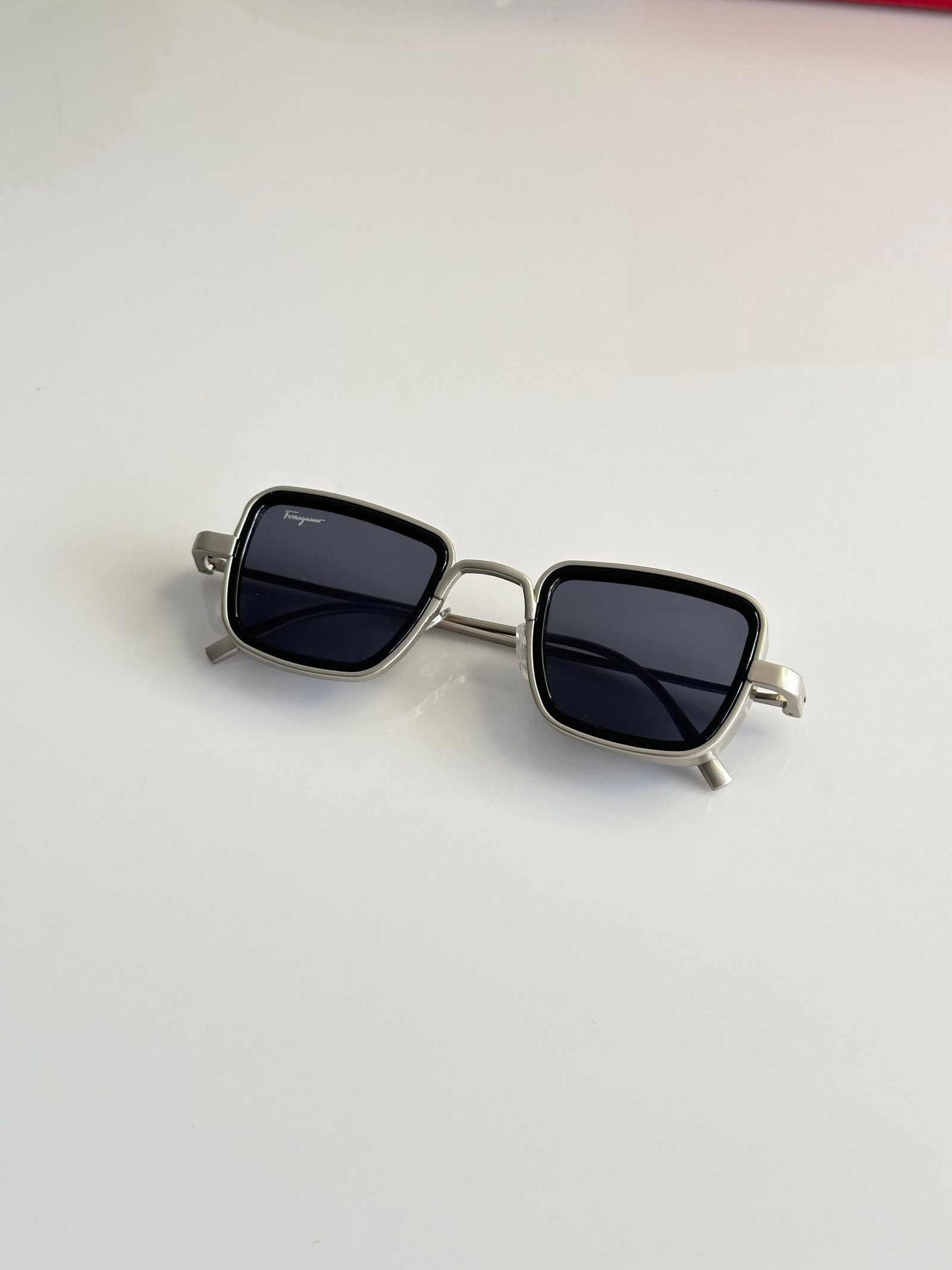 Salvatore_Ferragamo_3919_Silver_Black - Image 3