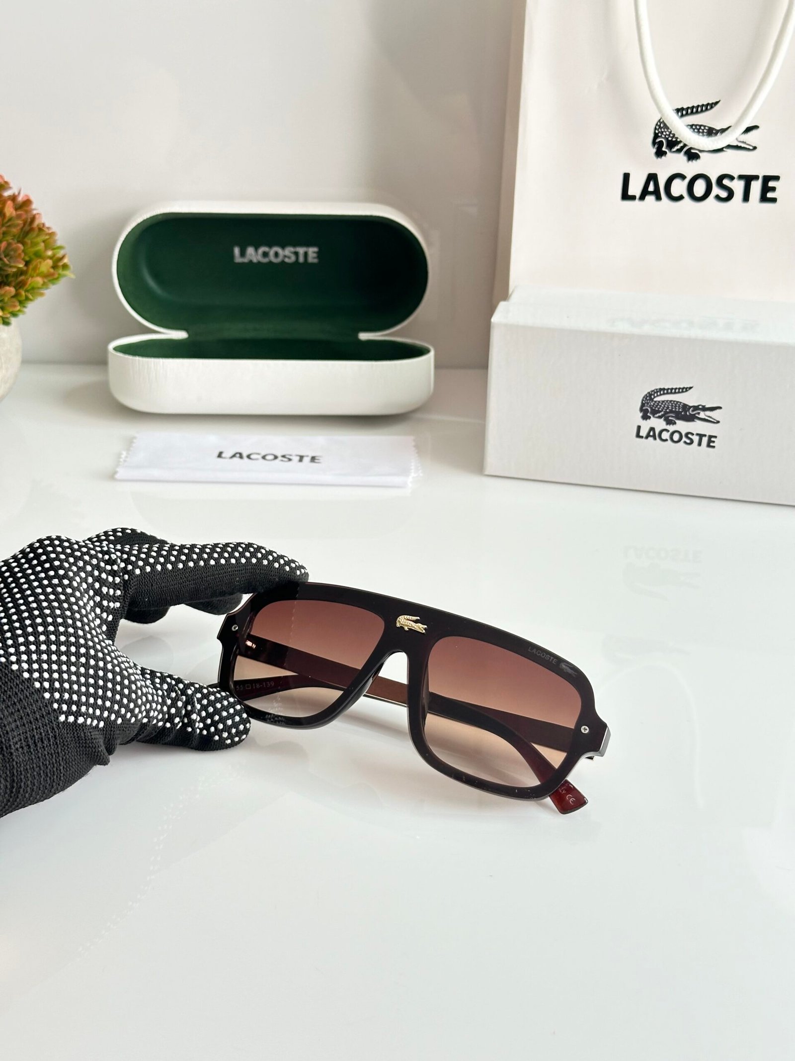 Lacoste_791_Gold_Brown - Image 4
