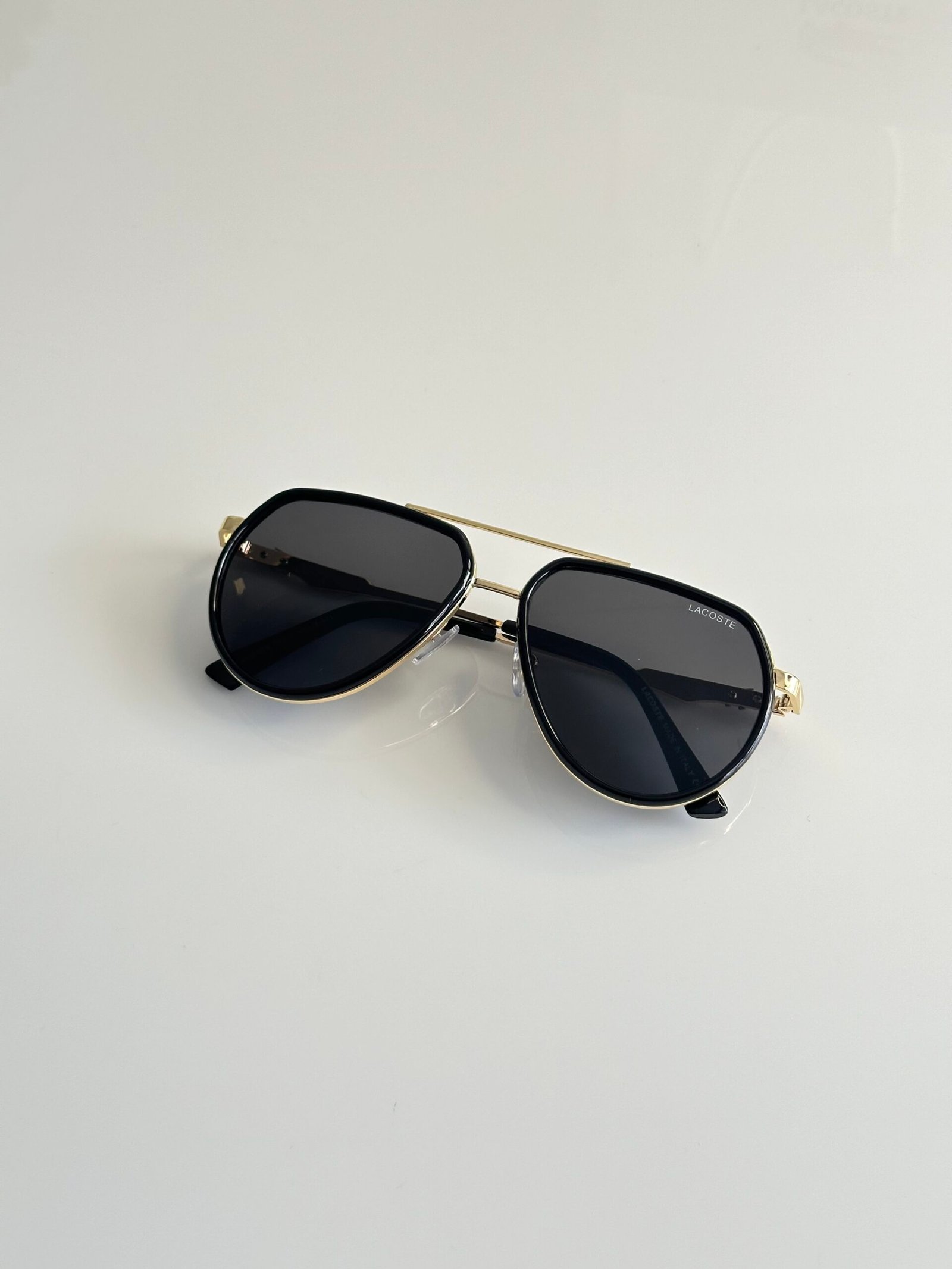 Lacoste_9224_Gold_Black - Image 3
