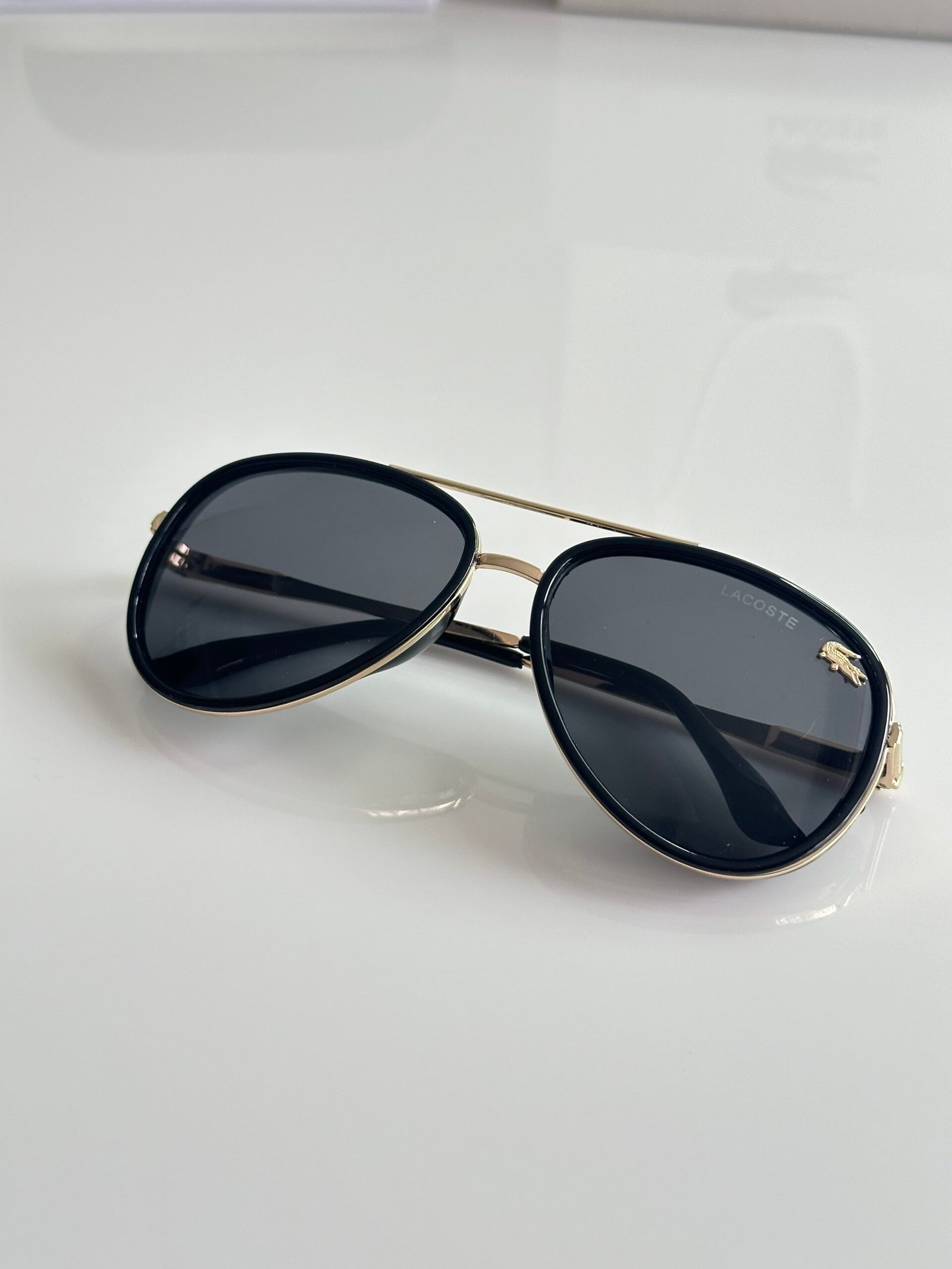 Lacoste_756_Gold_Black - Image 3