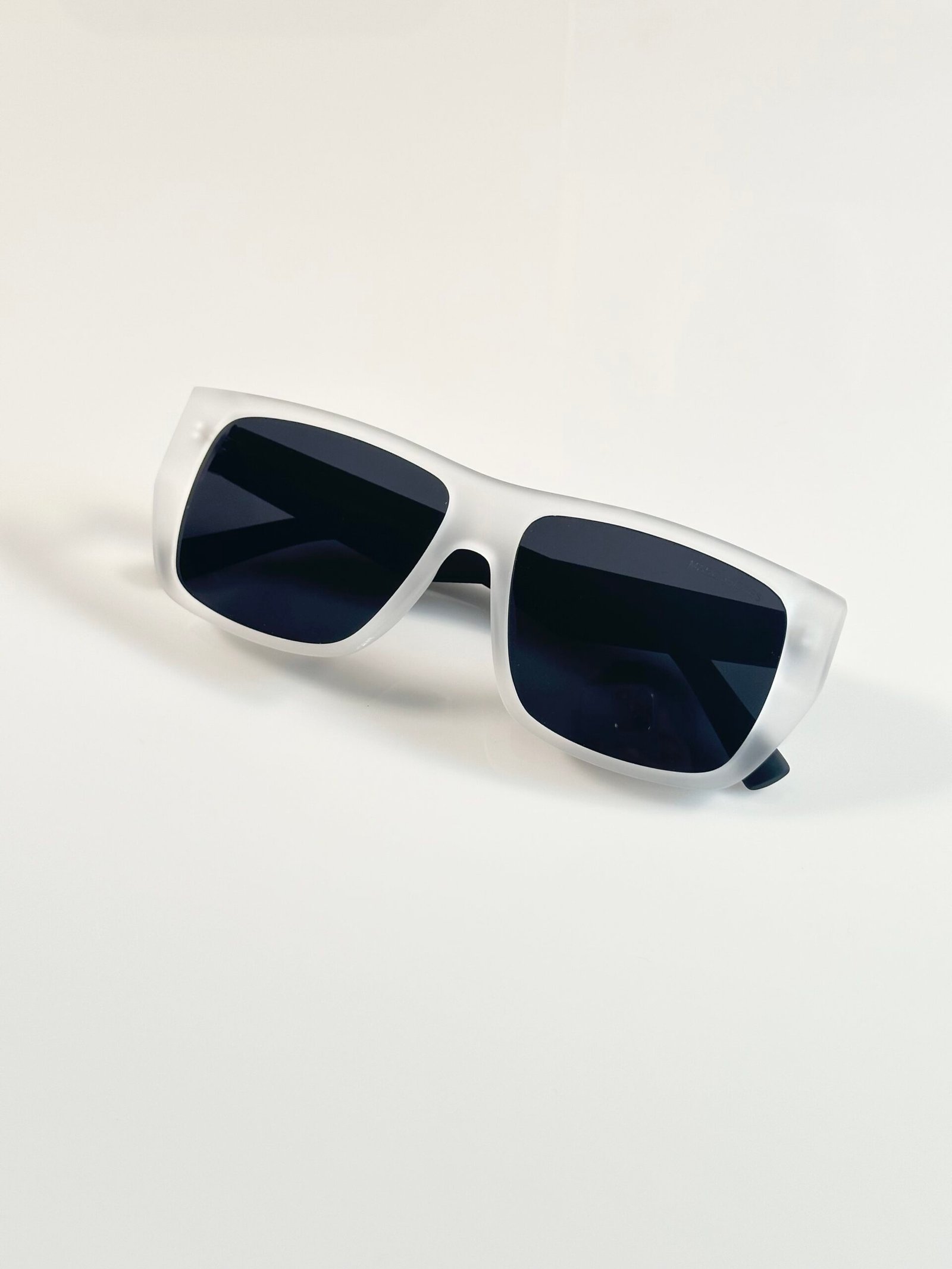 Marc Jacobs 6801 Ice Black - Image 3