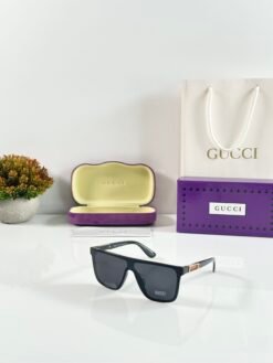 Gucci_0566_Gold_Black
