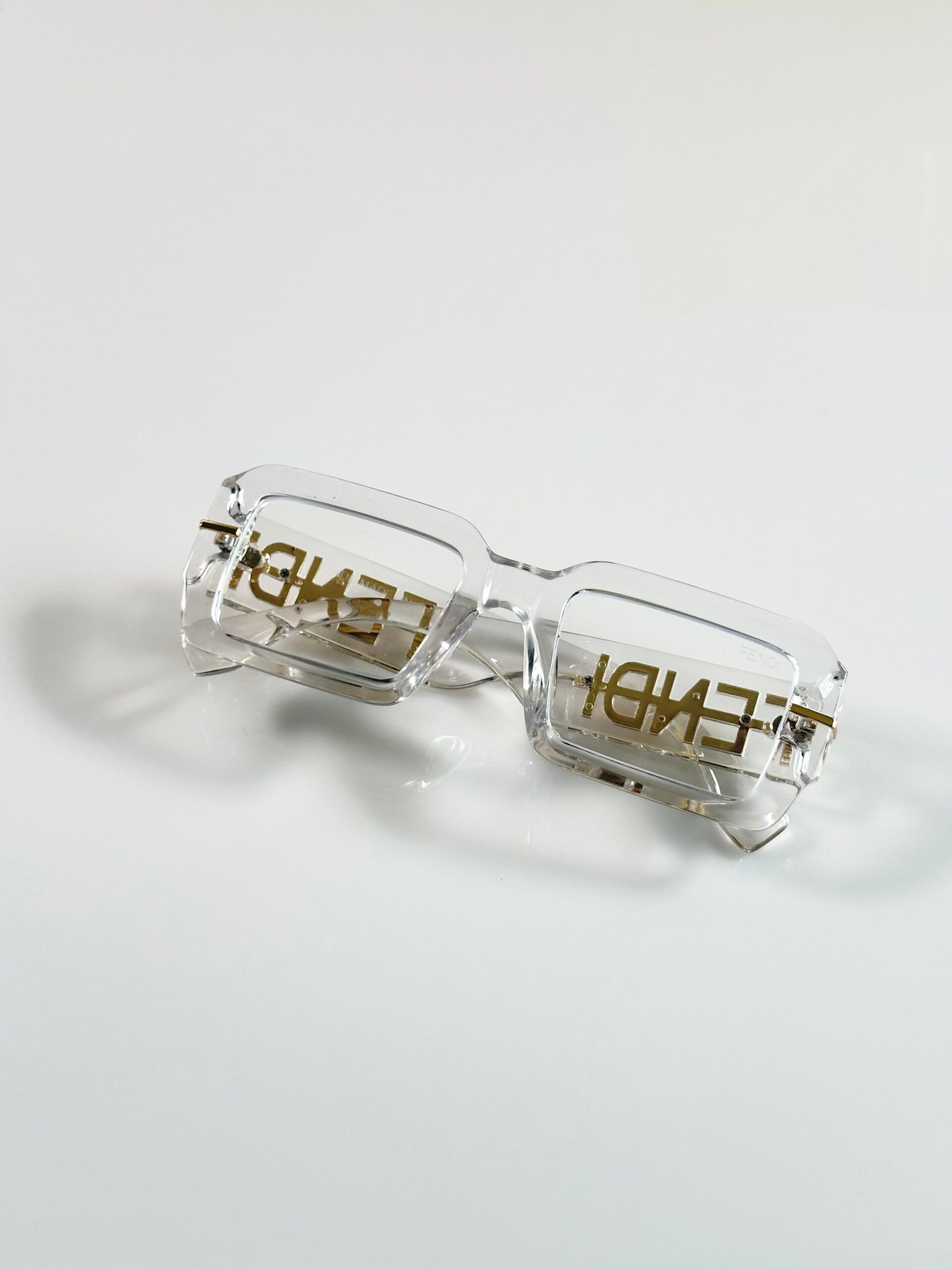 Fendi_8778_Water_Day - Image 3