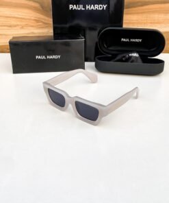 Paul hardy white black 3659