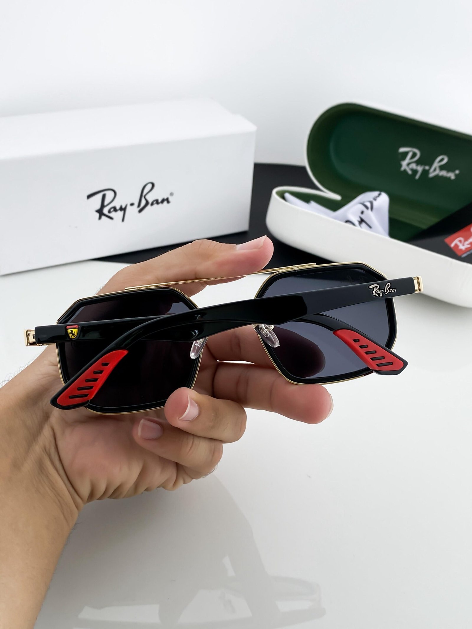 RAYBAN09 GOLD BLACK - Image 4