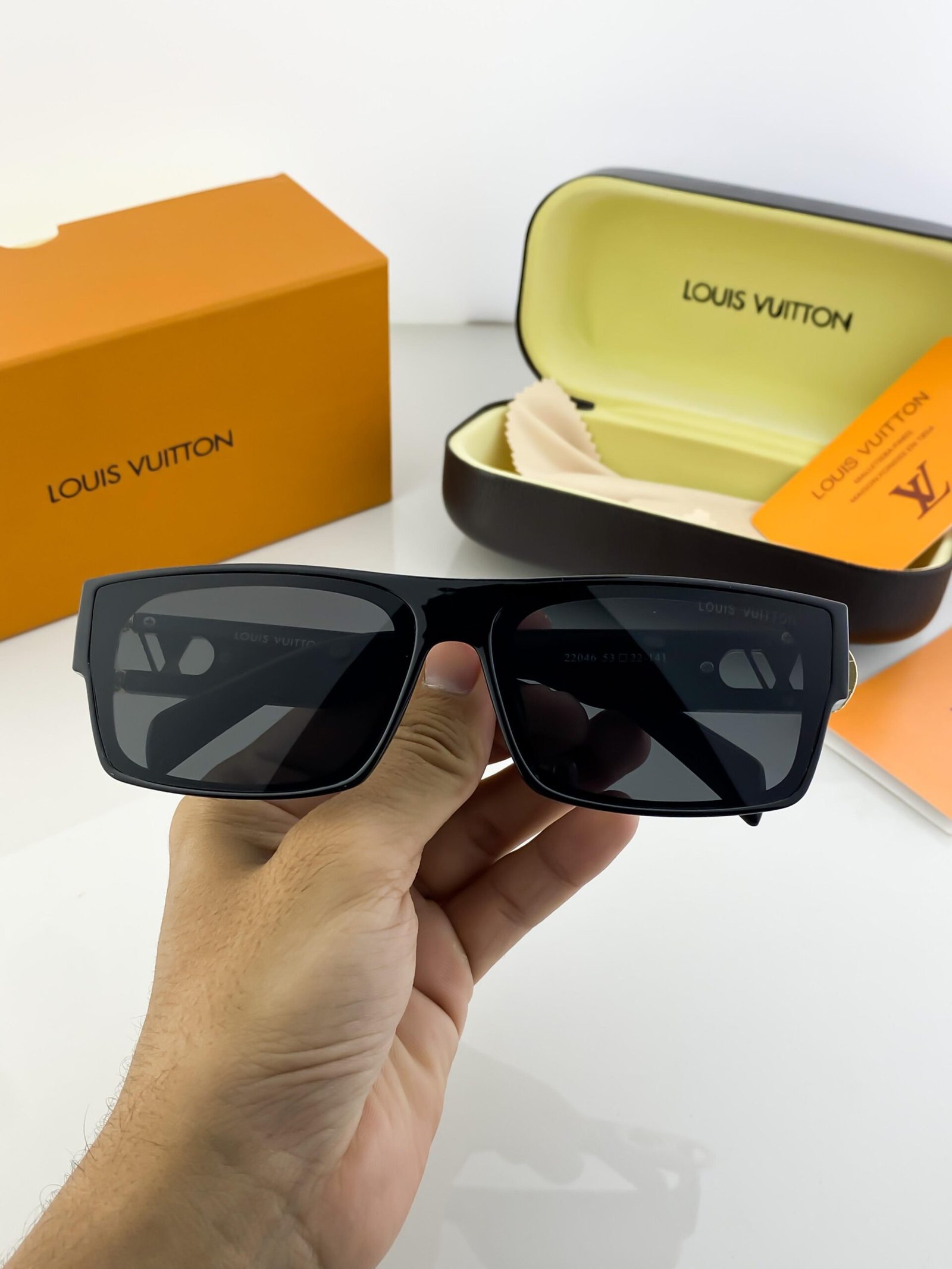 Louis_vuitton_black_22046-68 - Image 4