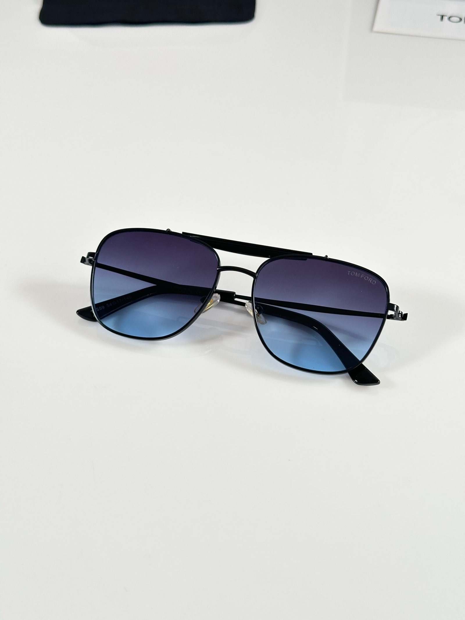 Tomford 559 Black Blue - Image 3