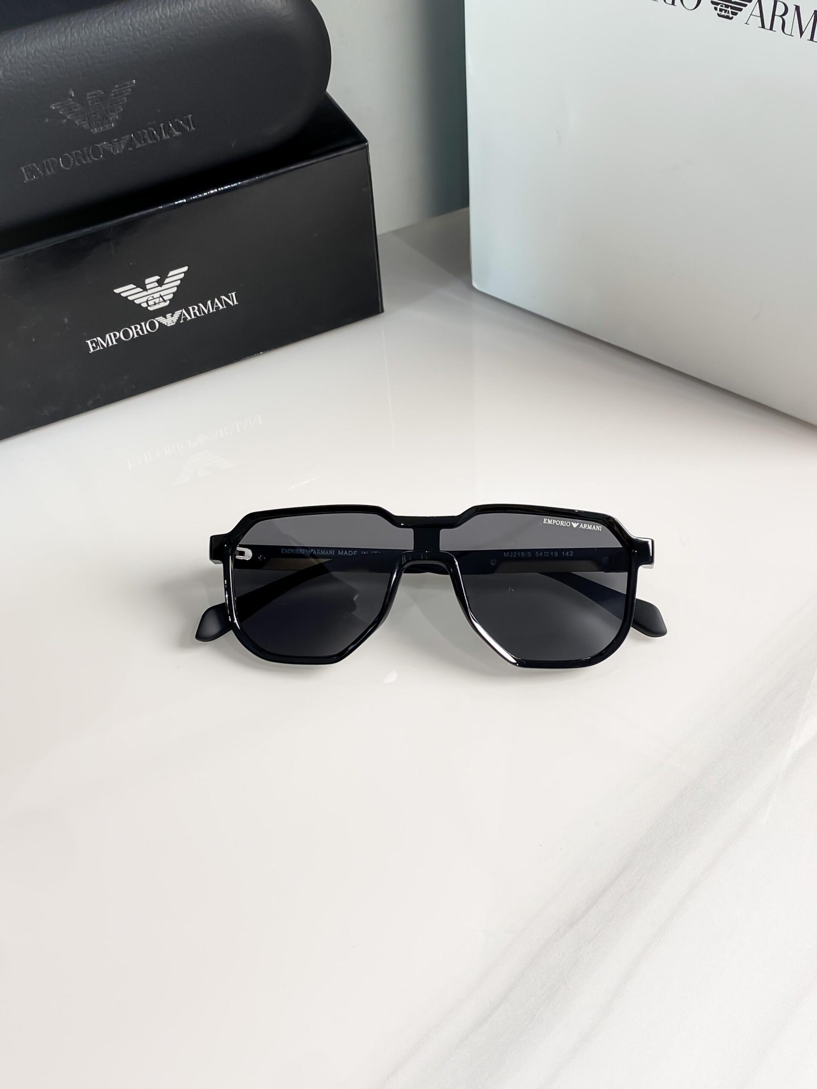 ARMANI_219_Black_Gold - Image 4