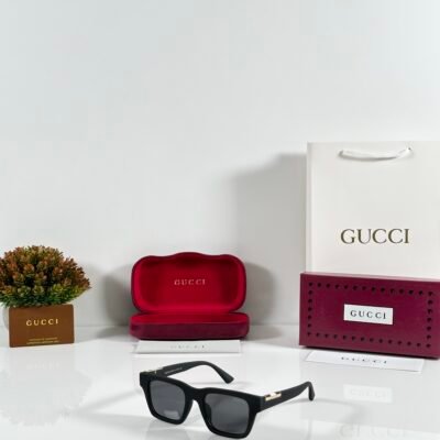 Gucci_1862_Mate_Black