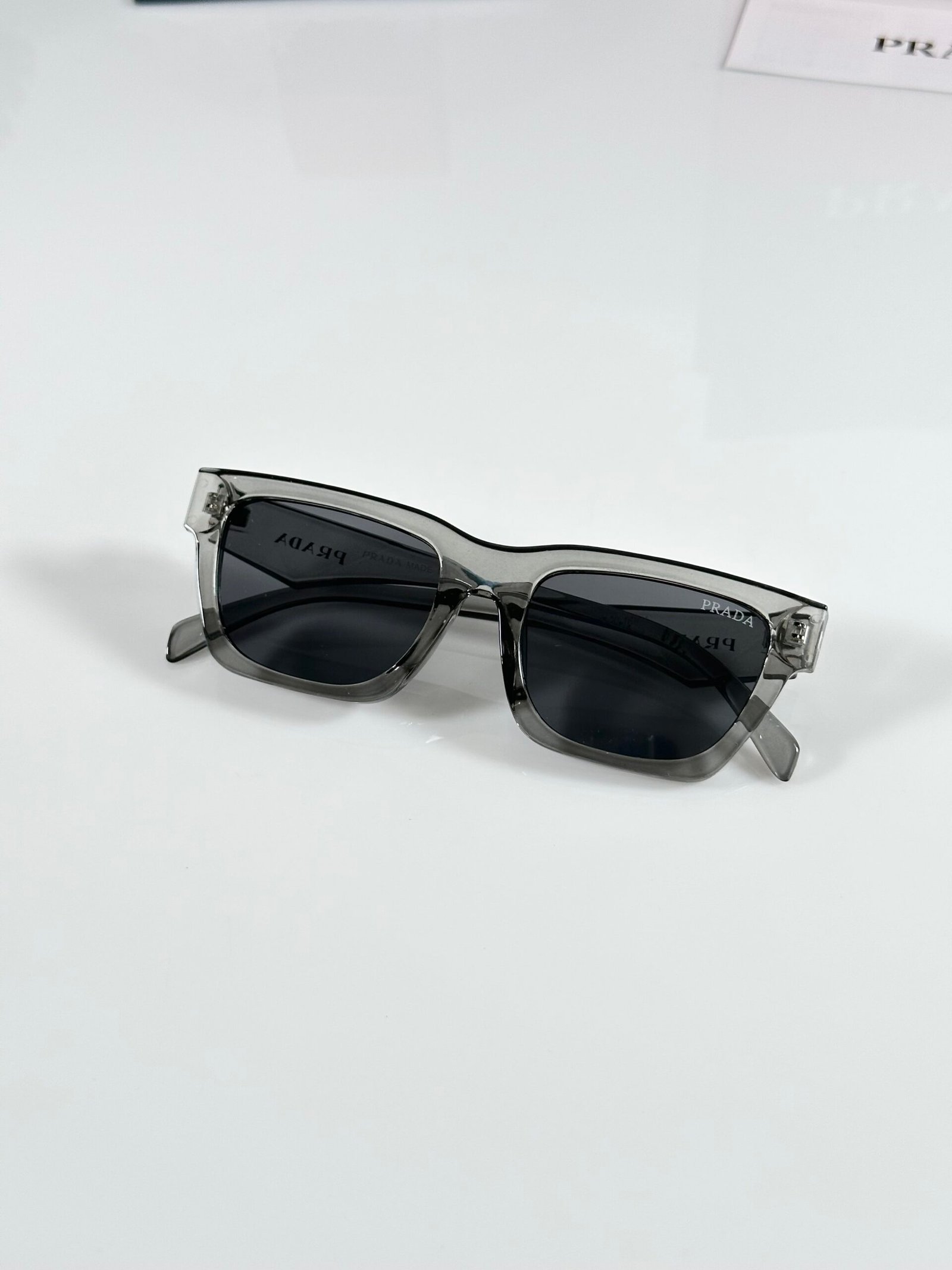 Prada_06_Grey - Image 3