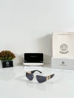 Versace 6773 Gold Black