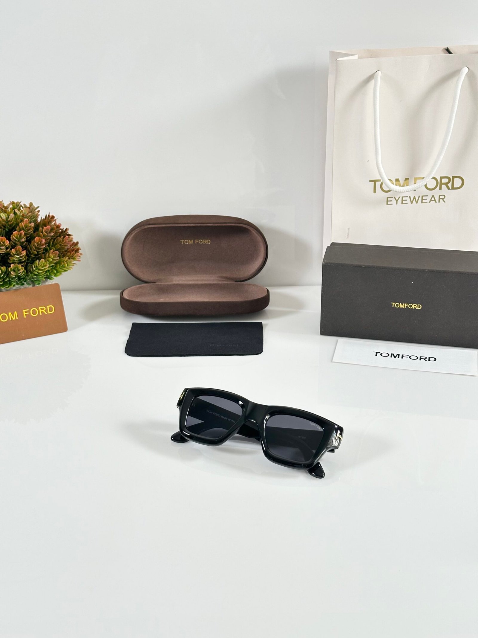 Tomford 184 Black - Image 4