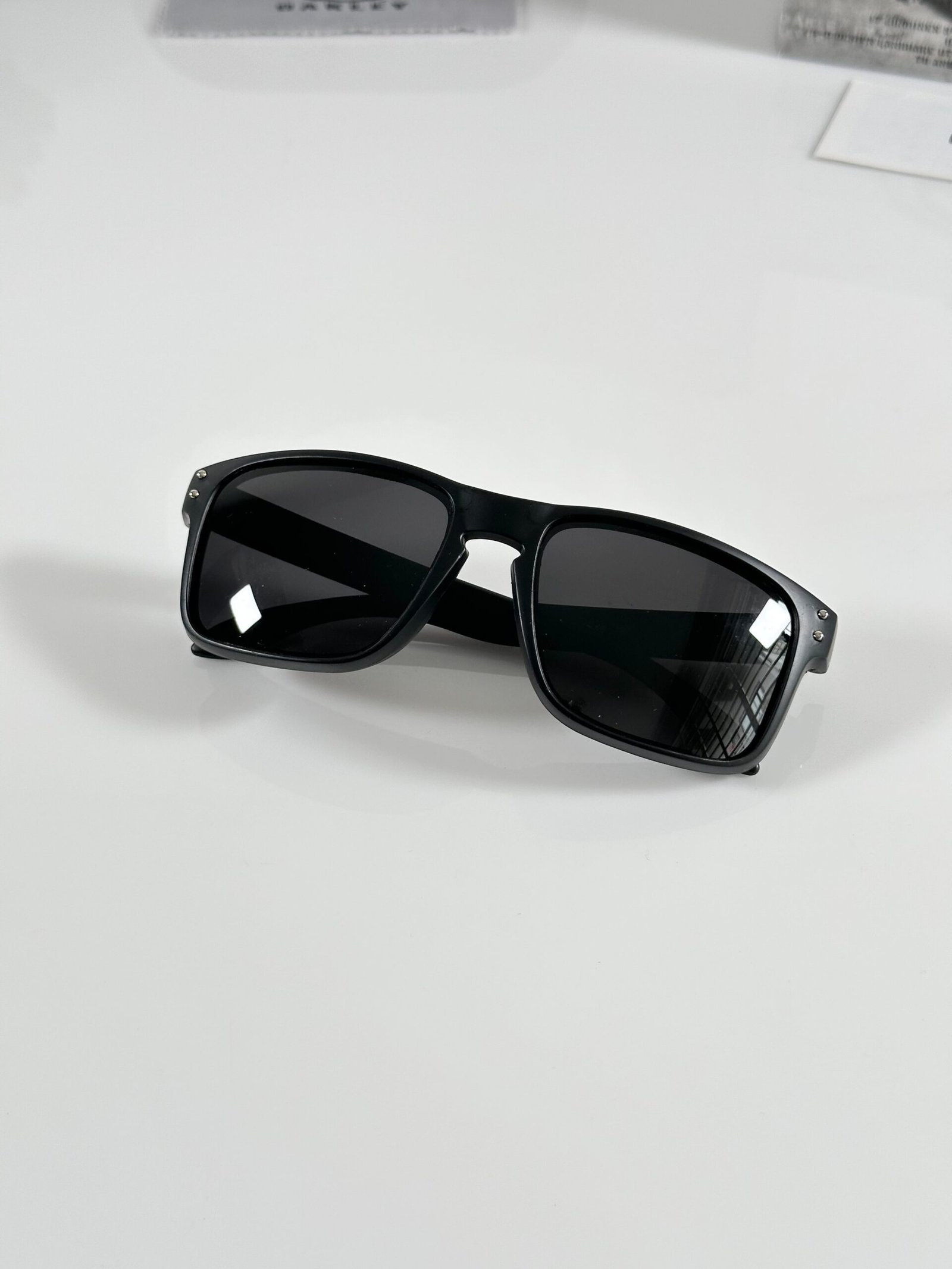Oakley_9102_Black - Image 3