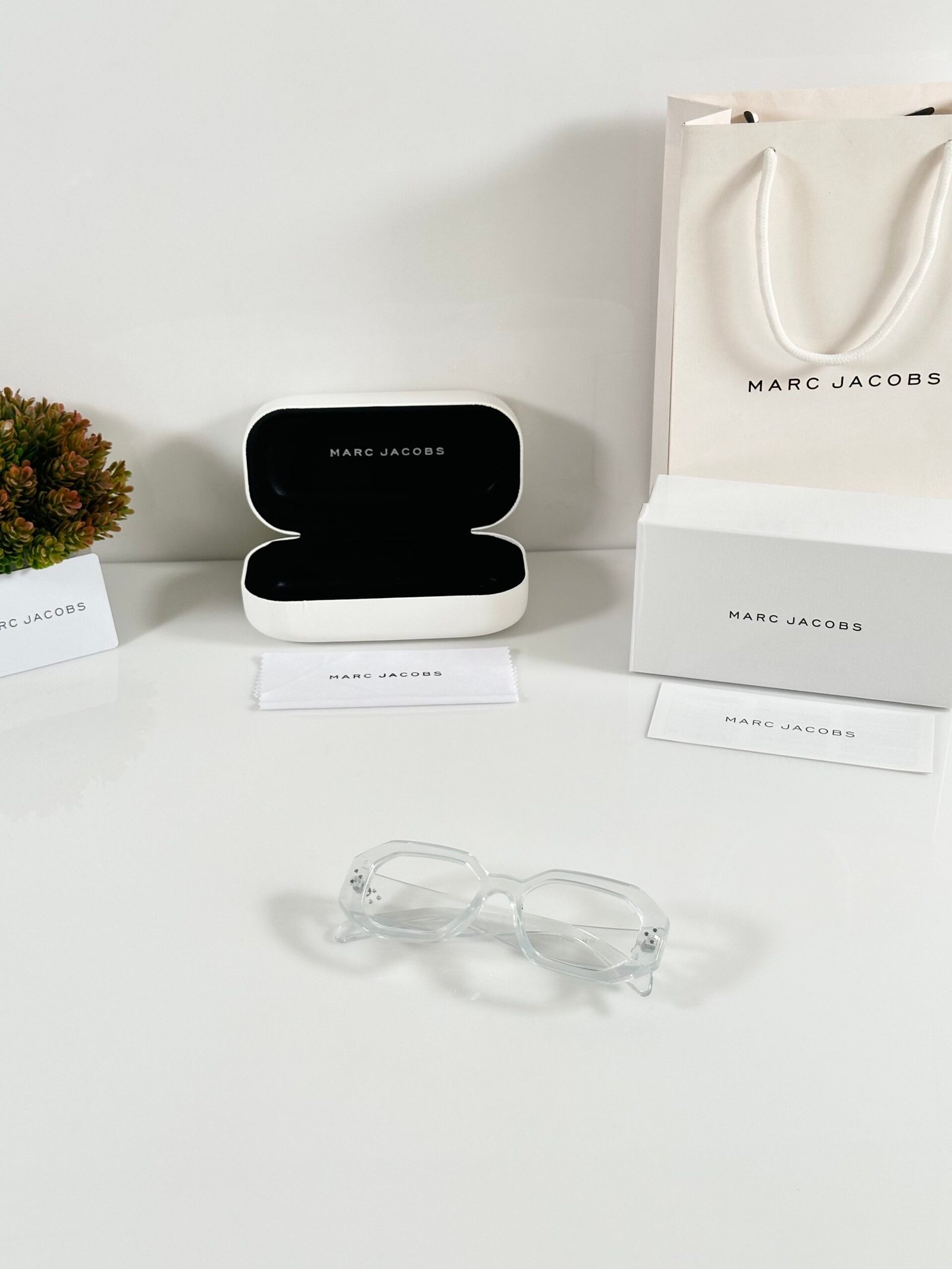 Marc Jacobs 9179 Water Day - Image 4