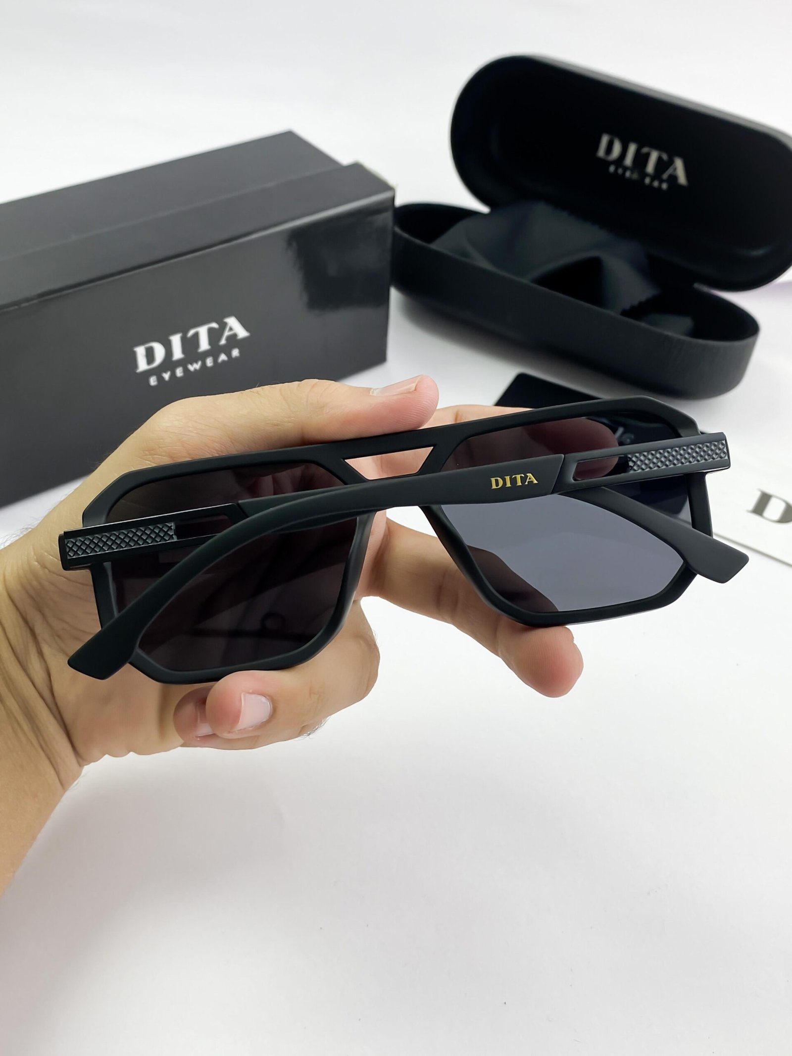 Dita black 027 - Image 5