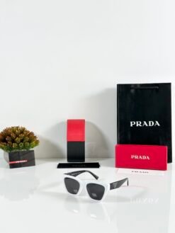 Prada_WMNS_8993_White_Black