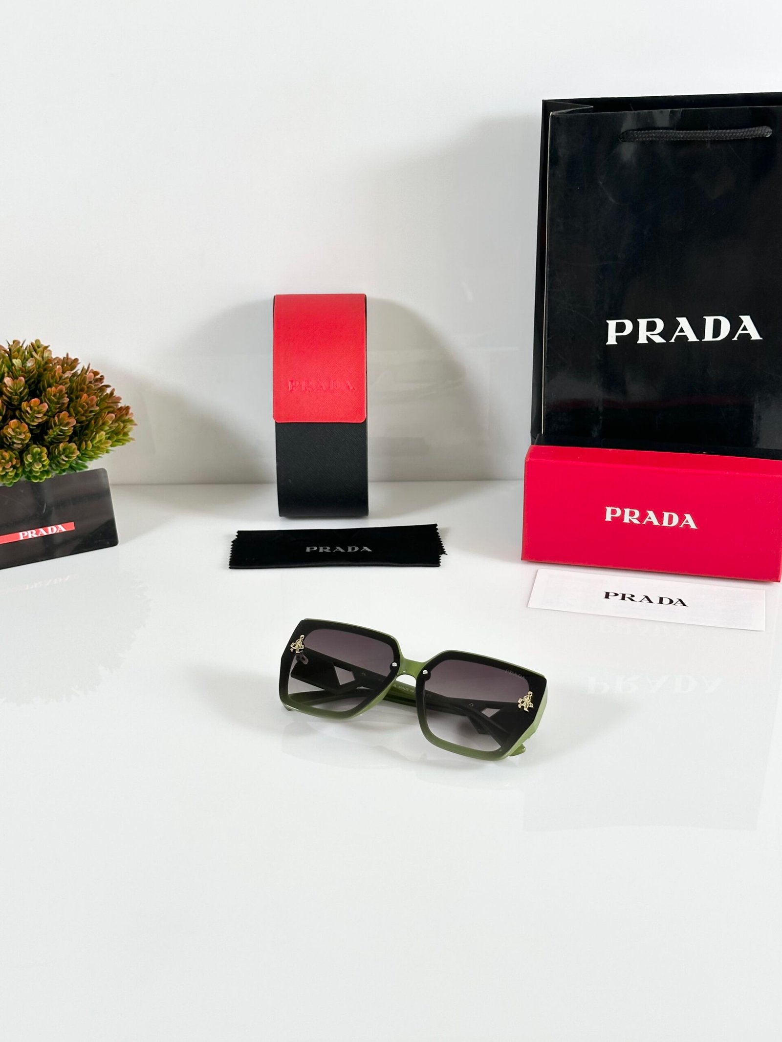 Prada_WMNS_23015_Green - Image 4