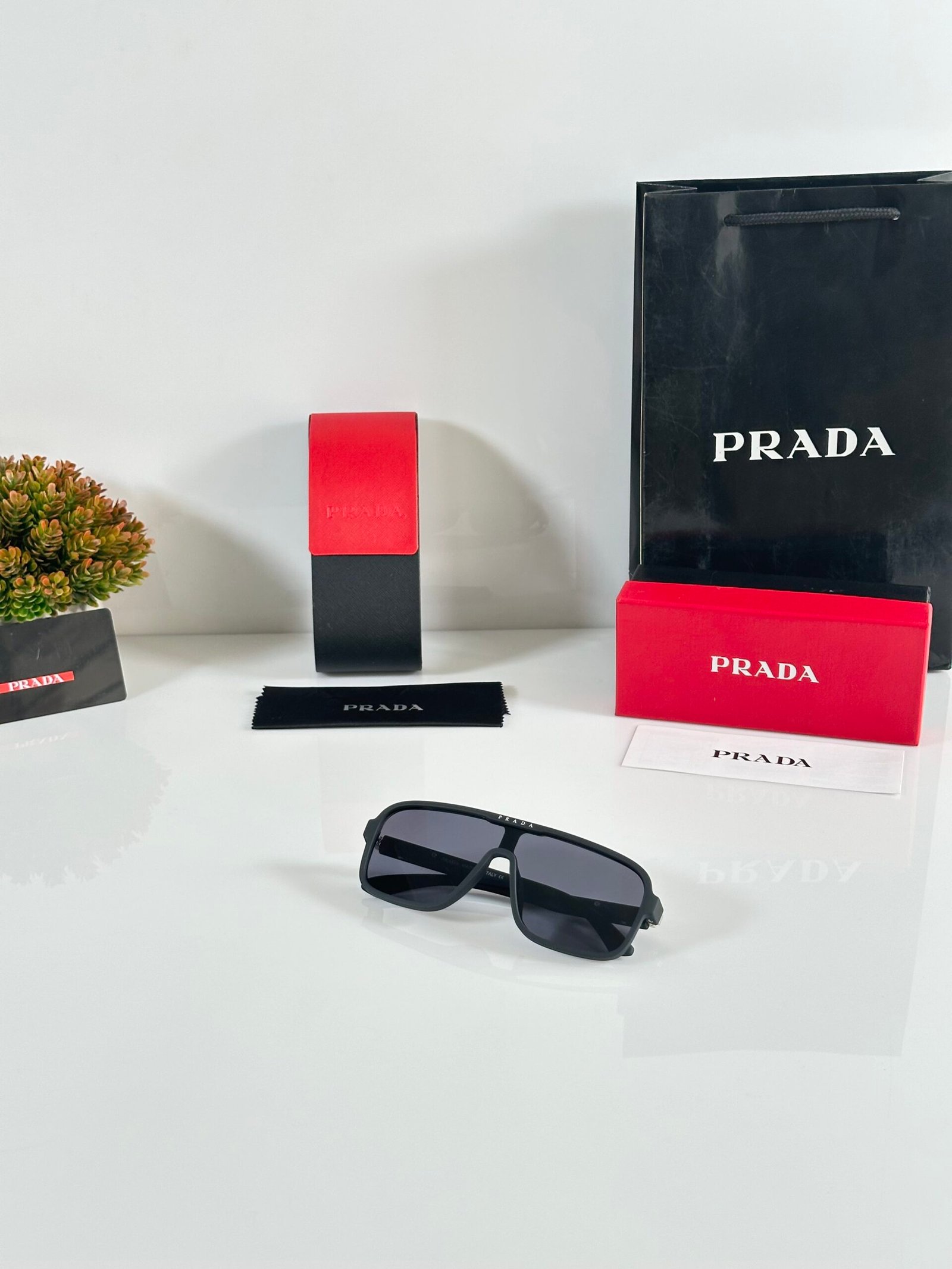 Prada_8951_Black - Image 4