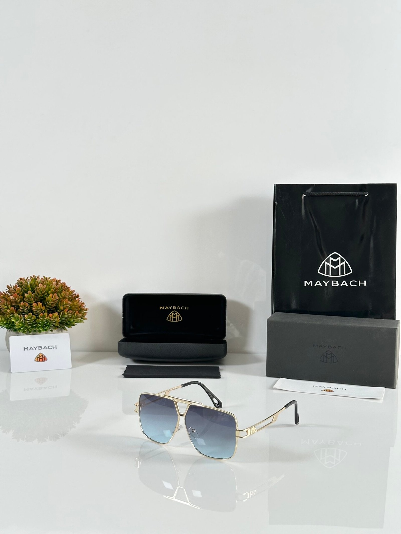 Maybach 2558 Gold Blue DC