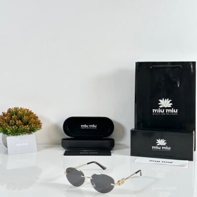 Miu Miu WMNS 1025 Gold Black