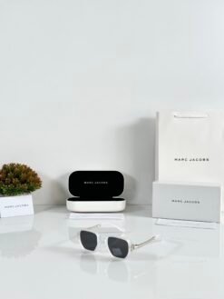 Marc Jacobs 1140 Ice Black