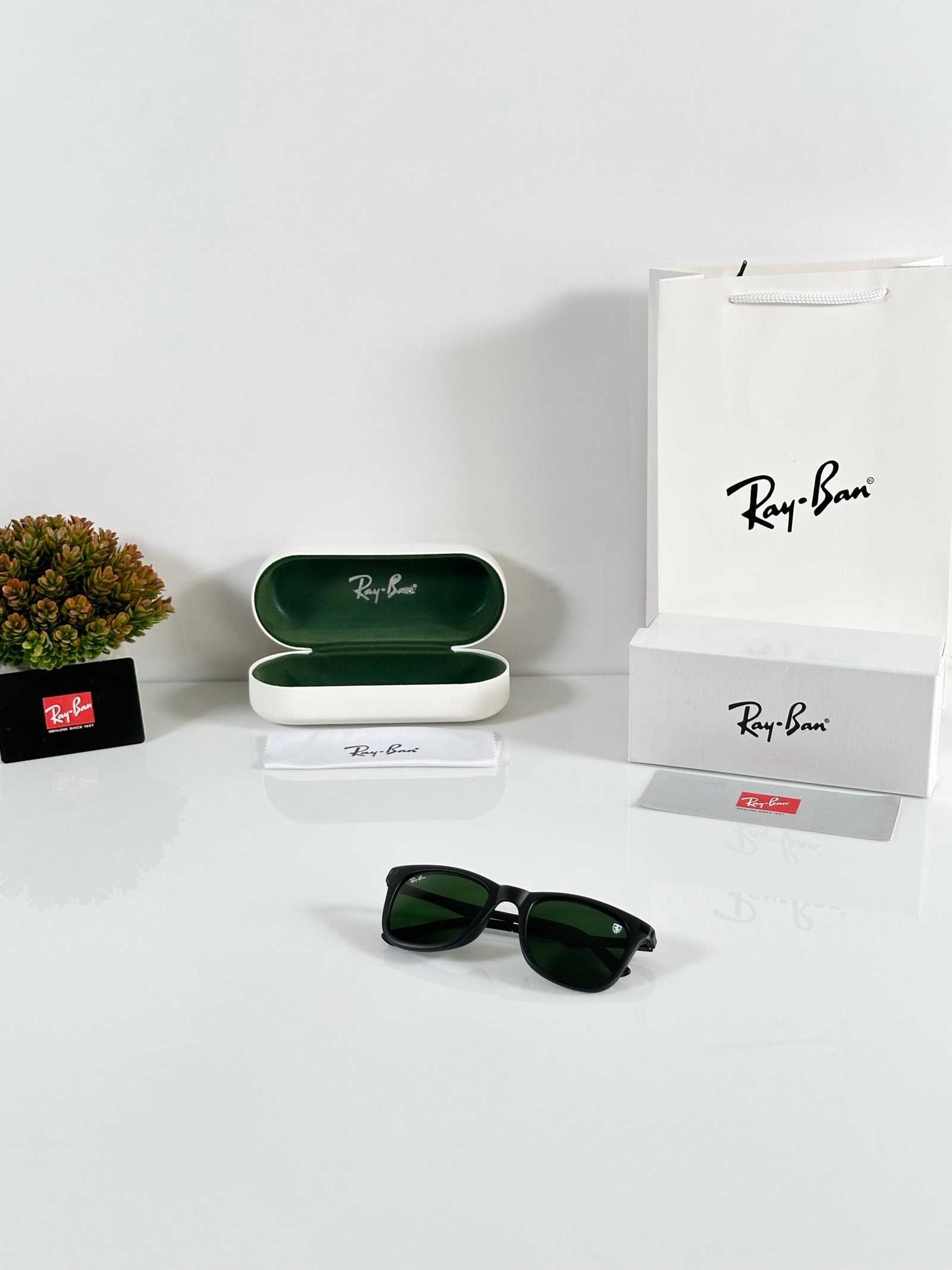 Rayban 4287 Black Green (GLASS) - Image 4