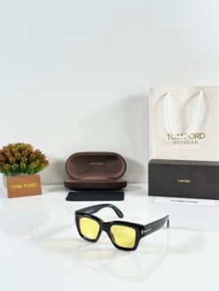 Tomford 184 Black Yellow