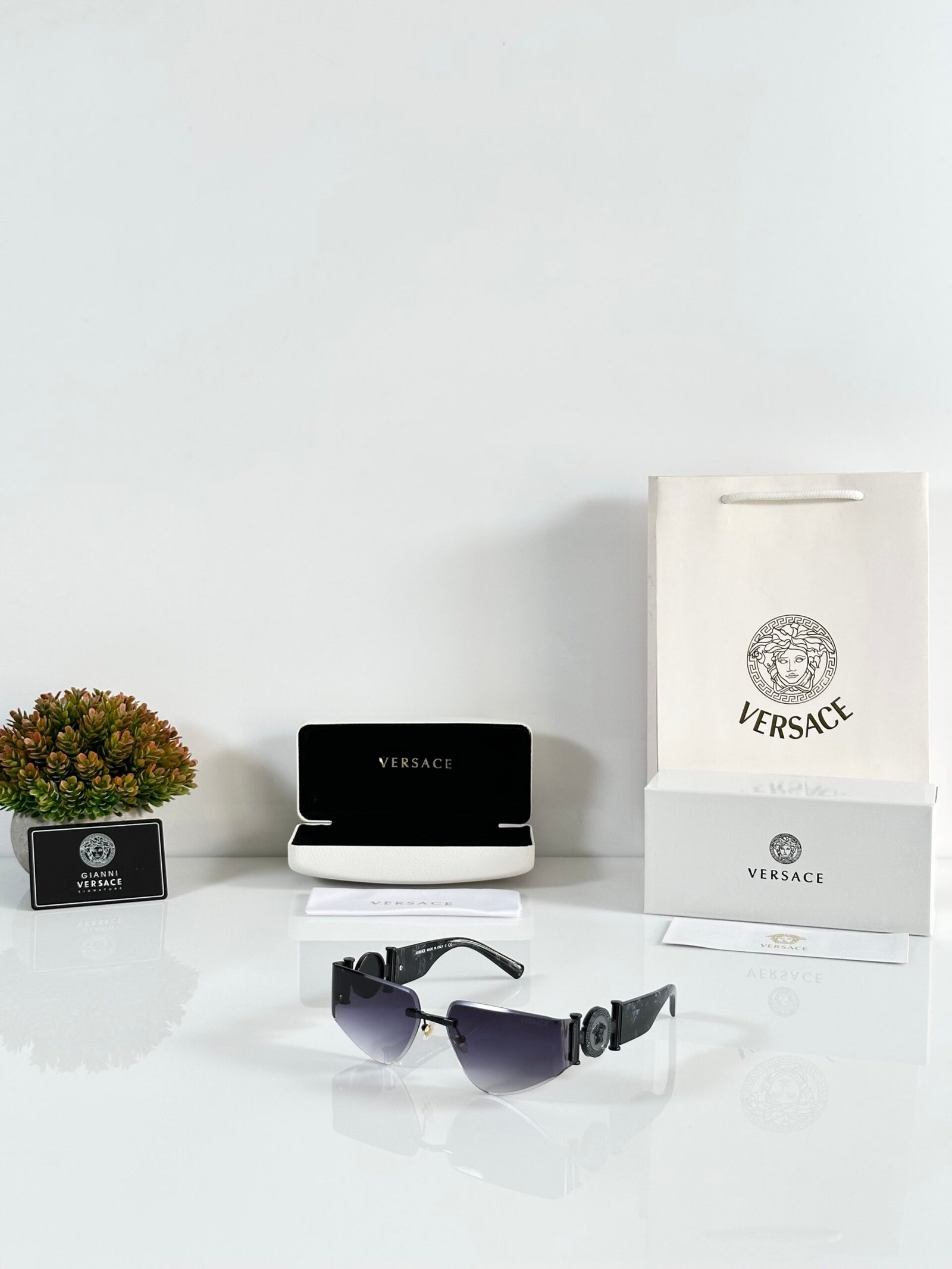 Versace 6773 Black DC
