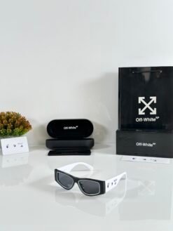 Off_White_6_Black_White