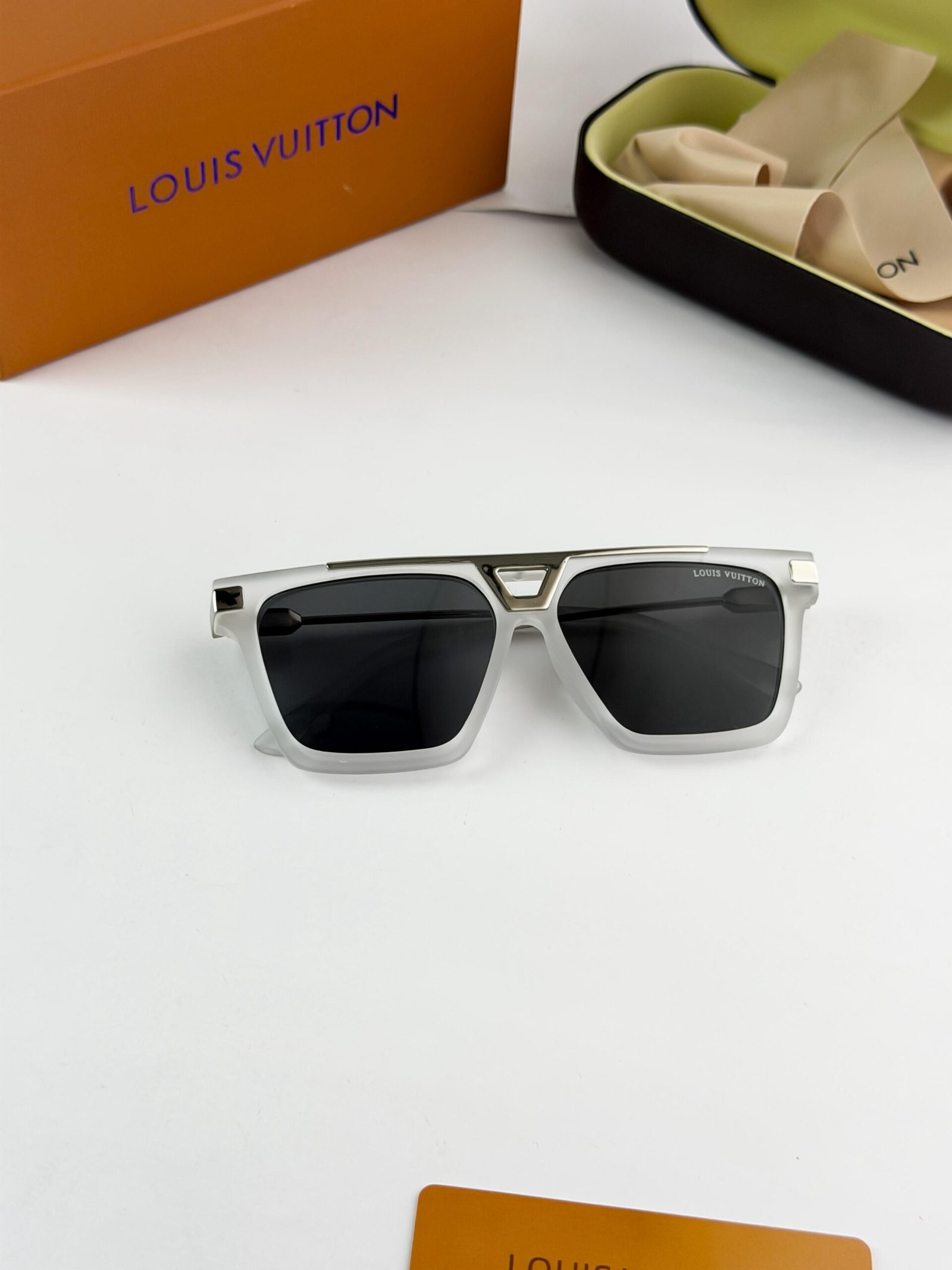 Louis_vuitton_ice_black_1230 - Image 4