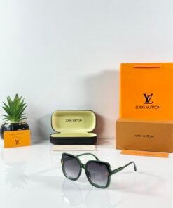 Louis_Vuitton_WMNS_8166_Green_Black_DC
