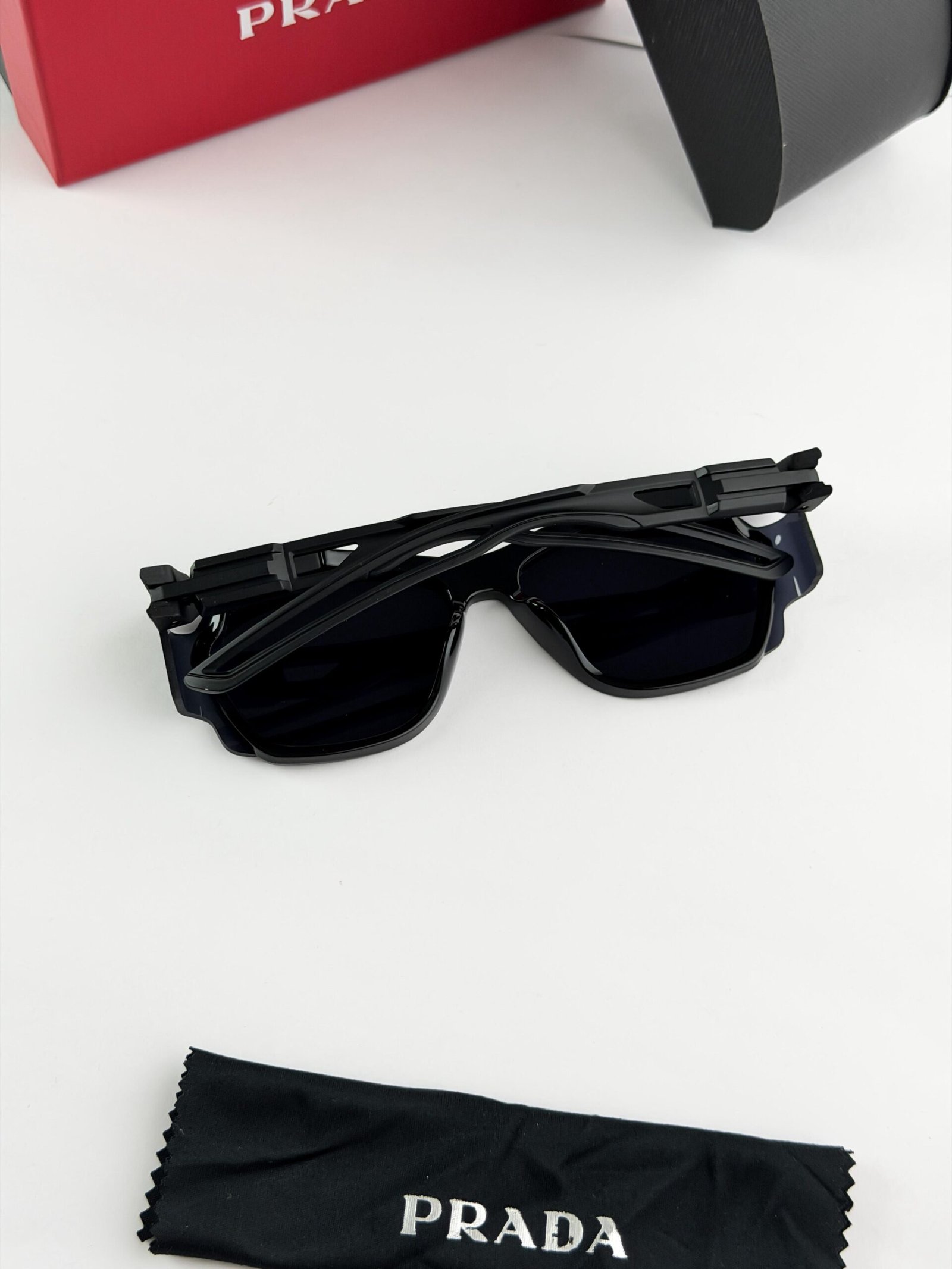 Prad_a black 8899 - Image 4