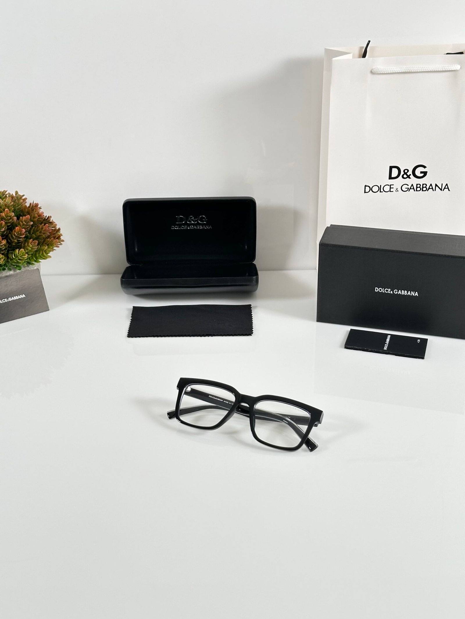 Dolce_&_Gabbana_5101_Black_Frame - Image 4