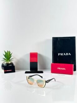 Prada_WMNS_018_Gold_Green_Orange