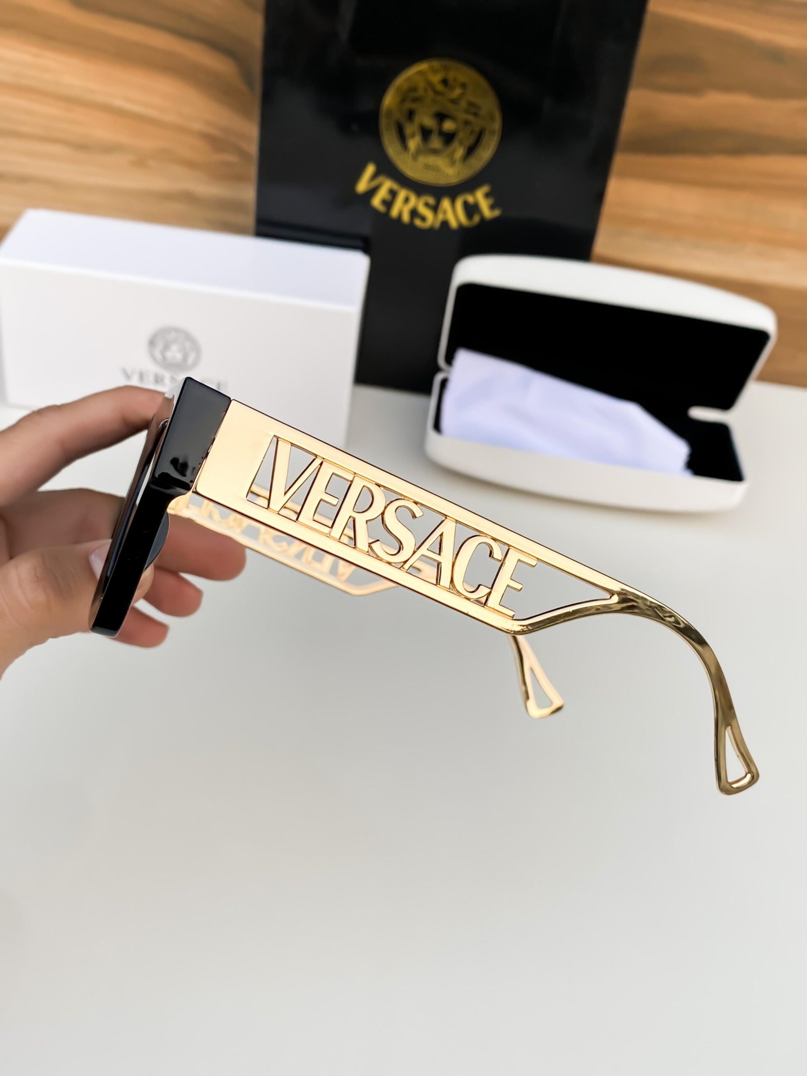 Versace gold black 8800 - Image 3